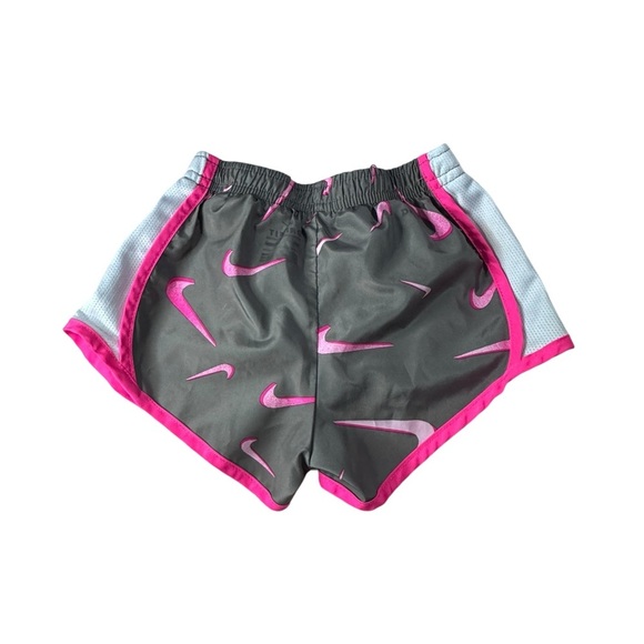 Kids 24 Months Nike Shorts Gray and Pink - Picture 1 of 5